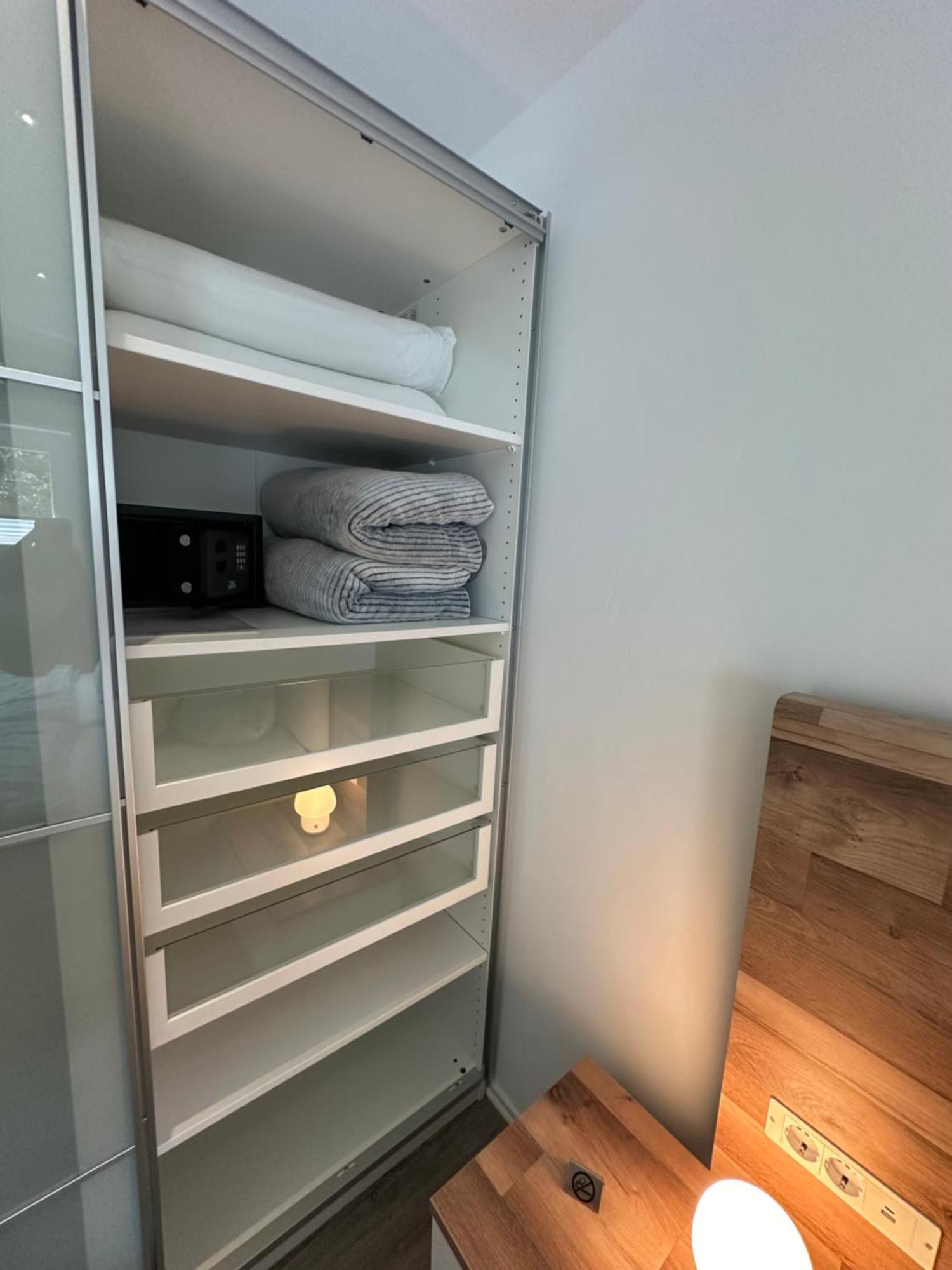 Auszeit Apartment Duesseldorf Esterno foto